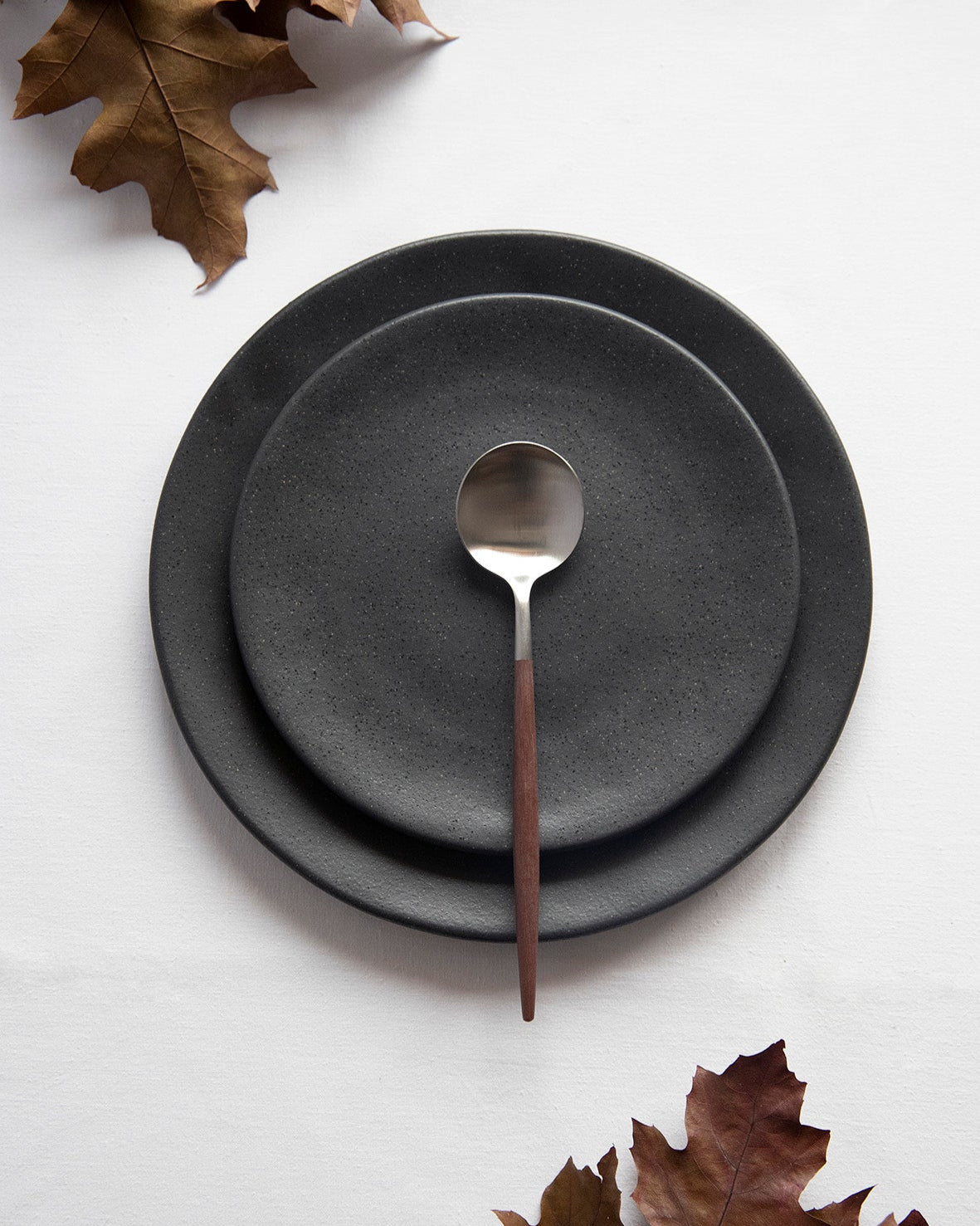 Roda Ardosia 12-piece Dinner Set