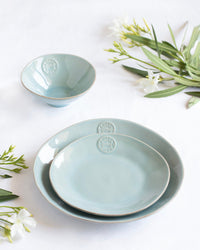 Nova Turquoise 13-piece dinnerware set